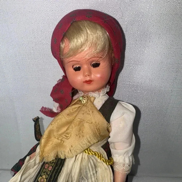 Vintage Rosetta Girl Doll Amsterdam, Holland 10-11" Blonde hair, blue eyes blink - Picture 3 of 9